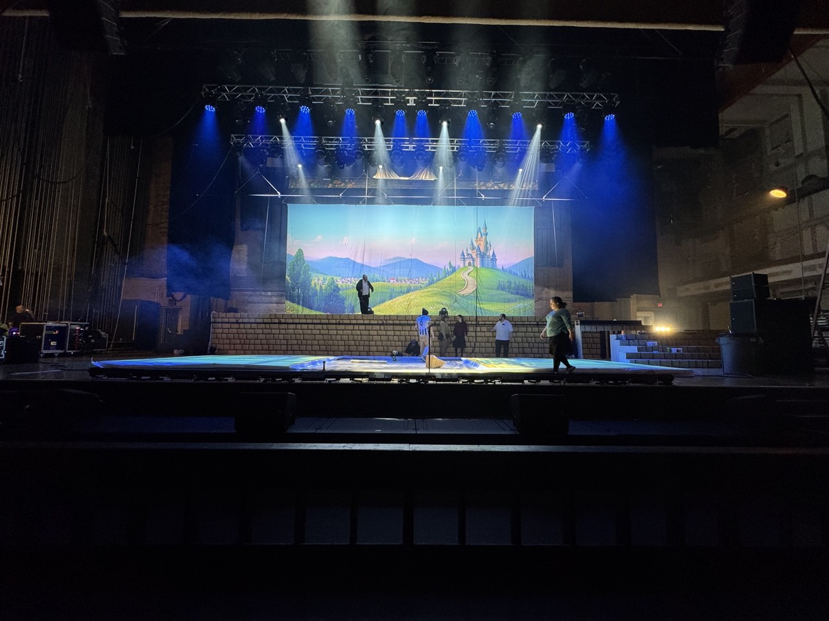 Staging & Truss